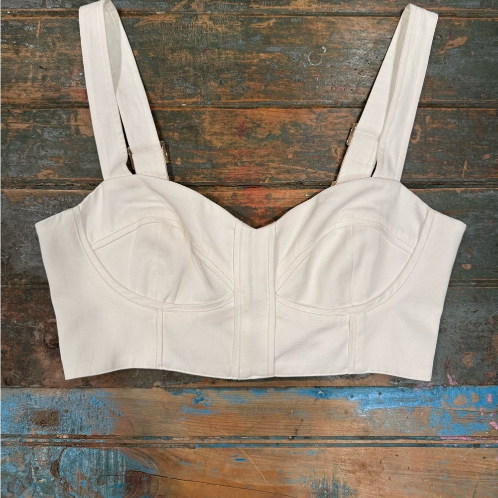 Off White Coordinating Sleeveless Sweetheart Neckline Smocked Bra Top